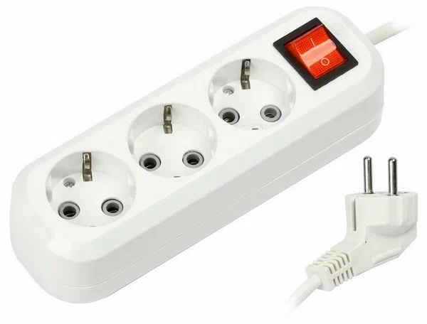 Удлинитель ПВС 3х1 3роз. 3м SmartBuy 16А земля,выкл (корпус АБС пластик SBE-16-3-03-ZS